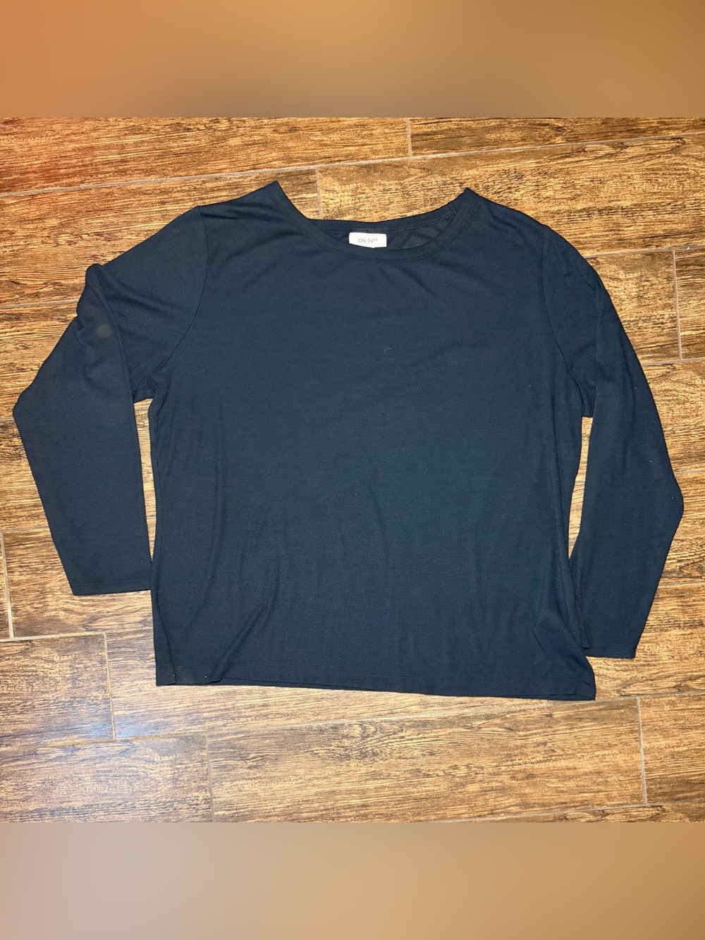 Everyday Black Long-Sleeve Crewneck Top